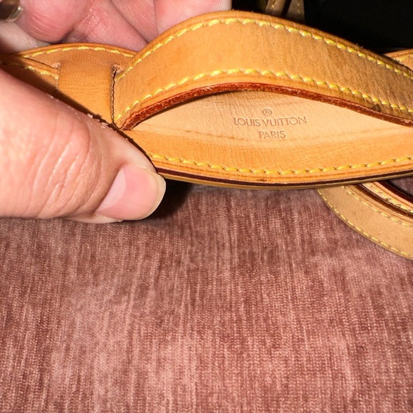 - Louis Vuitton Sologne Monogram Canvas / Vintage - Picture 4 of 11